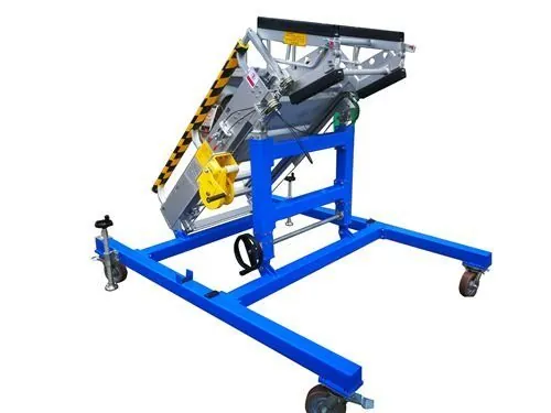 3D view of an engine maintenance ladder