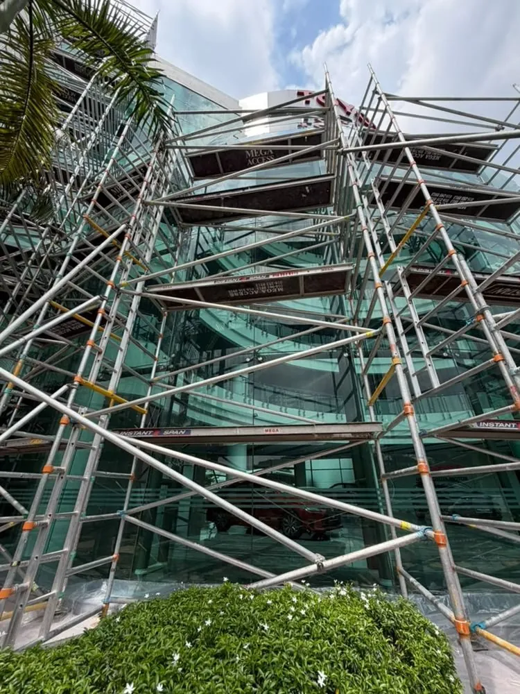 Overlapping towers on the Toyota glass facade