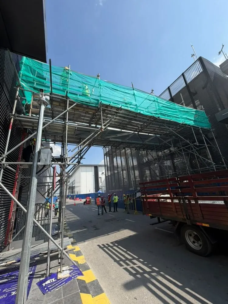 Tubular gantry over a road in Nusajaya